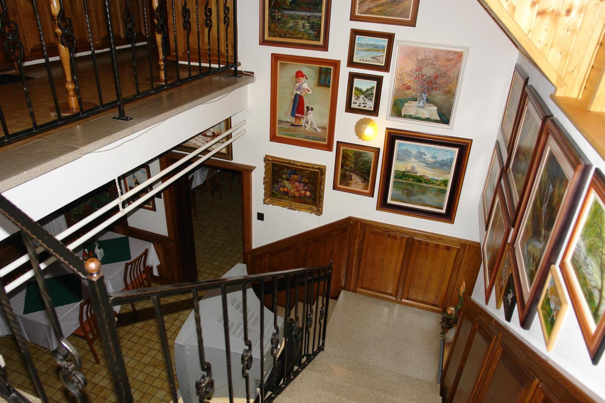 Koller Panzió Hotel Bonyhád Exterior foto