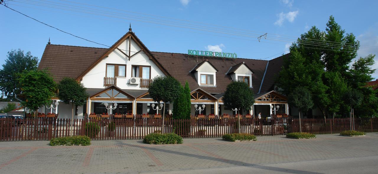 Koller Panzió Hotel Bonyhád Exterior foto